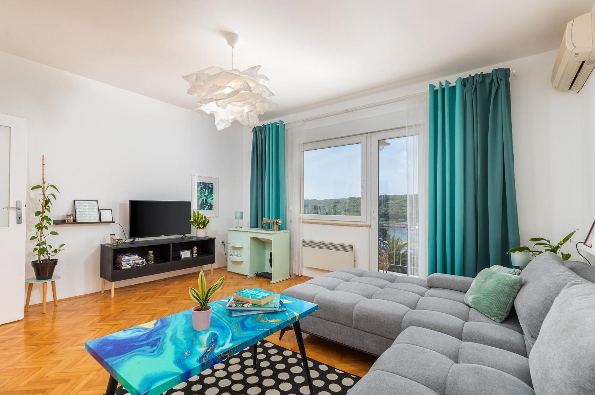 Salt&Sky Apartment Pula Luaran gambar